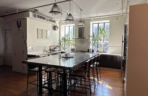 SoHo Apartment | Quiet & Stylish Loft in the Heart of Soho