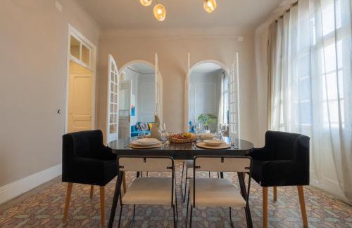 Ville Nouvelle Apartment | Quiet, volumes and light in downtown Tunis