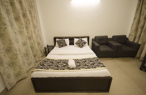 Sualkuchi Bed & Breakfast | Quiet yet located in the heart of the city.!