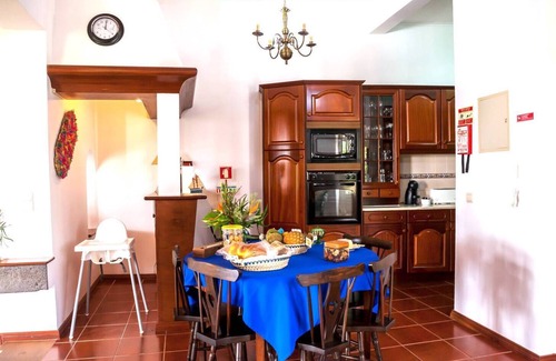 Ponta Delgada Villa | QUINTA DAS BOLAS by Azores HomeMade