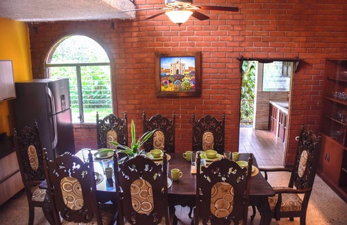 Santa Ana House | Quinta Maquilishuat, 3 minutes from Ramblas Santa Ana