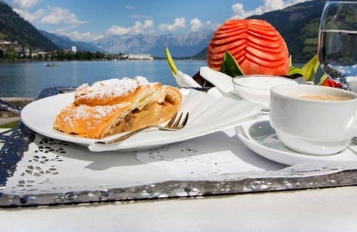 Schuttdorf Cottage | Quintuple room with shower, toilet, non-smoking - YOUNG HOTEL ZELL AM SEE