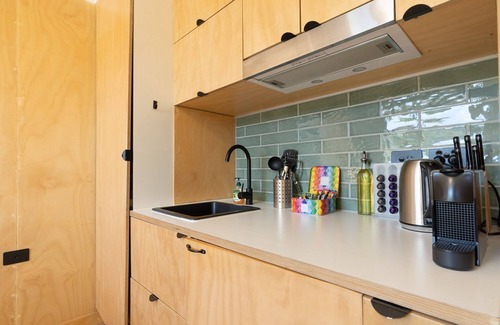 Brisbane Central Business District Apartment | Quirky CBD 1-Bed with Pool, Sauna and Balcony
