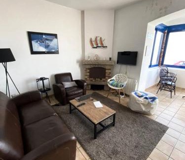 Pleneuf-Val-Andre Apartment | Résidence 720-pleneuf Val Andre - Maison typique situé en plein sur la digue du Val-André. MAE-2844
