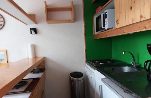 Arc-1800 Apartment | Résidence Aiguille Grive Bat Iii - Appartement 2 pièces 6 personnes en duplex, skis aux pieds, dans le village de Charmettoger à Arc 1800. MAE-6954