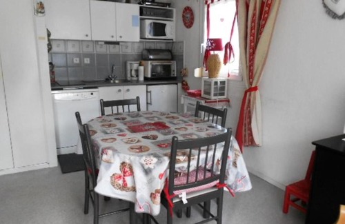 Saint-Lary-Soulan Apartment | Résidence Aspin I - Appartement 6 personnes au centre du village MAE-6184