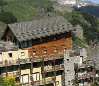 Orcieres-Merlette Apartment | Résidence Balcons Du Soleil - 2 Pièces cabine 6 personnes MAE-2793