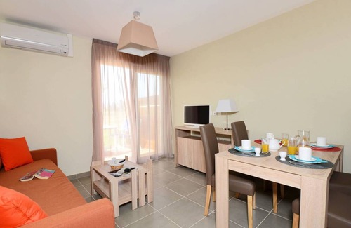 Salleles-d'Aude Apartment | Résidence-Club Côté Canal 2p4p