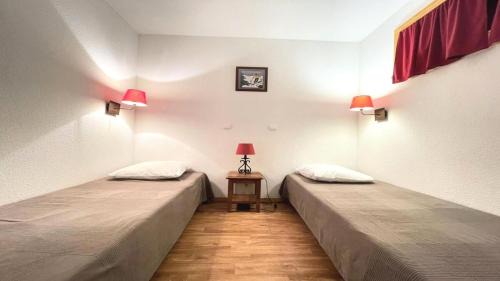 Puy-Saint-Vincent Apartment | Résidence Dame Blanche - DBA313 - APPT 1 CHAMBRE + CABINE - BALCON - 6 PERSONNES - Secteur 1800 MAE-8034