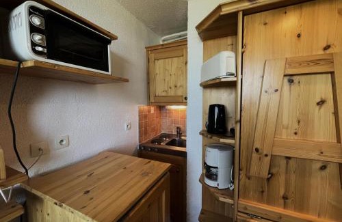 Les Menuires Apartment | Résidence Dorons - Studio pour 2 Personnes MAE-5994