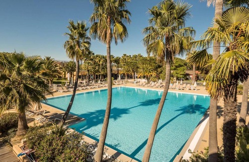 Mandelieu-La-Napoule Apartment | Résidence Pierre & Vacances Les Rives de Cannes Mandelieu*** - Apartment for 5 people - 1 bedroom - Terrace or balcony