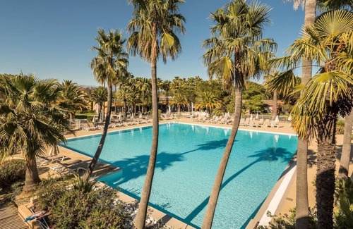 Mandelieu-La-Napoule Apartment | Résidence Pierre & Vacances Les Rives de Cannes Mandelieu*** - Apartment for 6 people - 1 bedroom + sleeping area - Terrace or balcony - River view