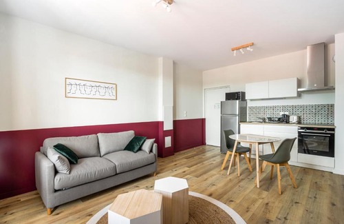 Cambo-les-Bains Apartment | Résidence Ker Enia Meublés de Tourisme