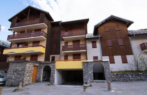 Valloire Apartment | Résidence La Demeurance - 2 pièces cabine 6 personnes exposé Sud-Ouest MAE-8634