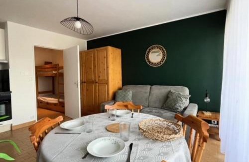 Le Grau-Du-Roi Apartment | Résidence La Madrague - Studio cabine proche plage La Madrague MAE-7161