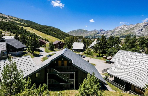 Le Devoluy Apartment | Résidence les Chalets D'aurouze - maeva Home - 2 Room Apartment 6 People - Comfort