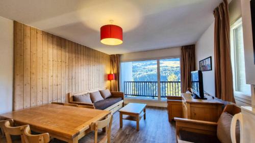 Flaine Apartment | Résidence Les Pleiades - Appartement spacieux avec balcon · Centre station · Parking couvert MAE-7352