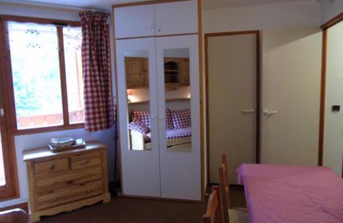 Valfrejus Apartment | Résidence Melezets - Studio pour 4 Personnes MAE-8524