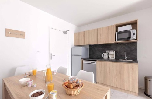 Rivedoux-Plage Apartment | Résidence Odalys Collection Rève d'Ile by Interhome