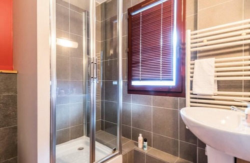 Val-d'Isere Apartment | Résidence Pierre & Vacances Les Balcons de Bellevarde **** - 3-room apartment 6/7 people Superior