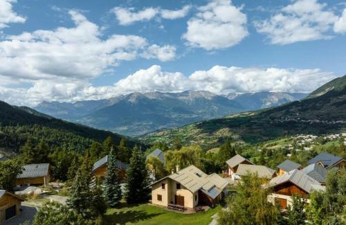 Les Orres Ski Chalet | Résidence Pramouton - Chalet moderne avec vue splendide sur la vallée MAE-0401