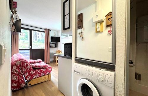 Les Menuires Apartment | Résidence Sarvan - Studio pour 2 cuisine équipée et proche des pistes idéal couple MAE-6054