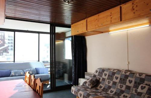 Val-Thorens Apartment | Résidence Schuss - VAL THORENS location: Studio cabine pour 5 personnes dans un quartier calme MAE-9036