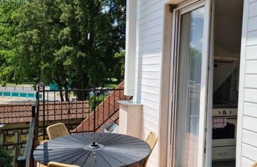 Clutihany Apartment | Rév Apartman