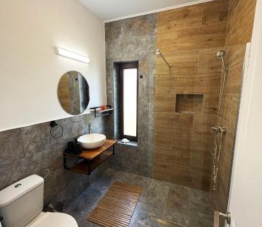 Jibert House | Răsărit la Vadu