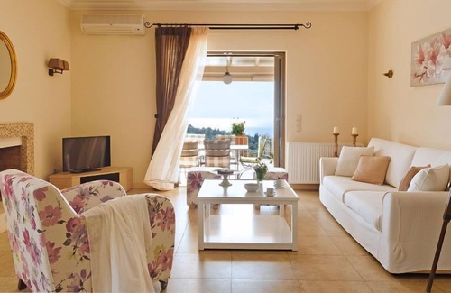 Kavallos Villa | R 248 3 bedroom Grand Villa with Private Pool and BBQ, Ionian Sea Views Breakfast Inc