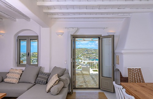 Psarou Villa | R 361 Luxury Villa with Private Pool and Stunning Sea Views in Psarrou