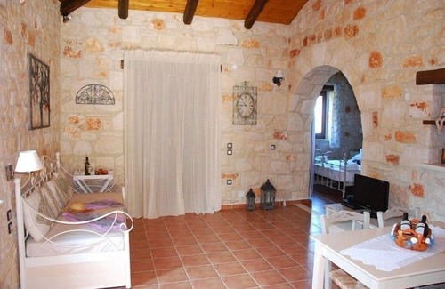 Psarou Villa | R 783 Kavos Psarou Villas- Two Bedroom Villa in Gerakari