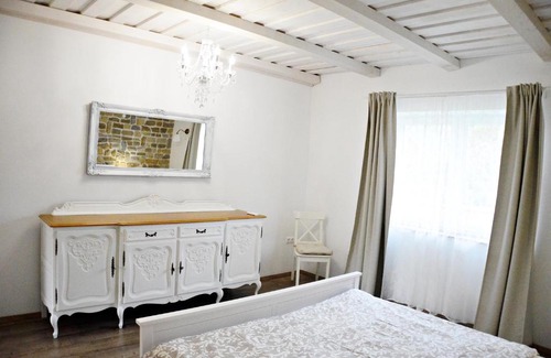 Balatonfenyves House | R Cottage Jacuzzival