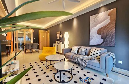 Central District Apartment | R&F Princess Cove Designer Suites By NEO