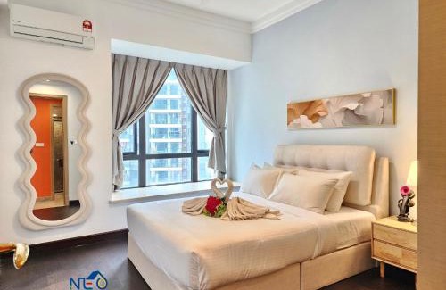 Central District Apartment | R&F Princess Cove Designer Suites By NEO