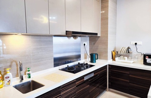 Central District Condo | R & F Princess Cove CK Homestay