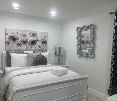West Little Havana House | R&R Hostal