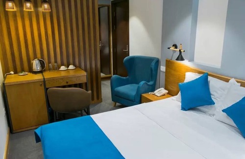 Kentron Hotel | R&R INN hotel