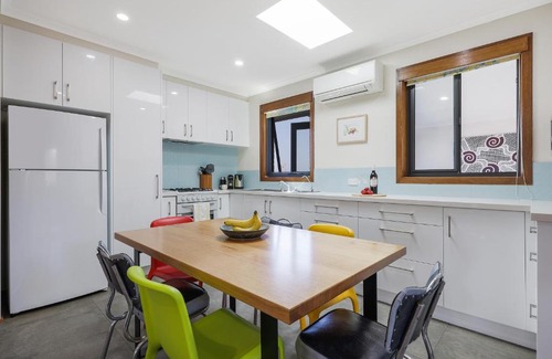Warrnambool House | R&R Ocean Breeze