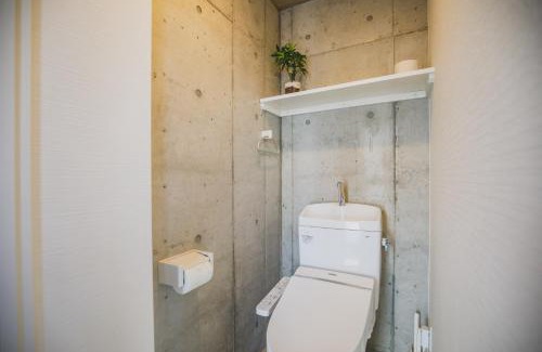 Naniwa Apartment | R Residences Namba X