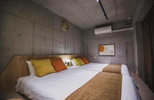 Naniwa Apartment | R Residences Namba X