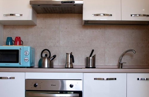 Ciampino Apartment | R12 STUDIO APARTMENT WITH PATIO AND GARDEN
