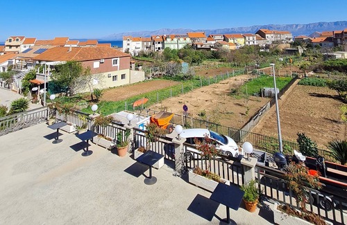 Trpanj Apartment | R17 - spacious room in hotel, 2 min to the beach