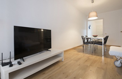 Calafell Apartment | R68-1 Two bedroom apartment 50 m from the beach