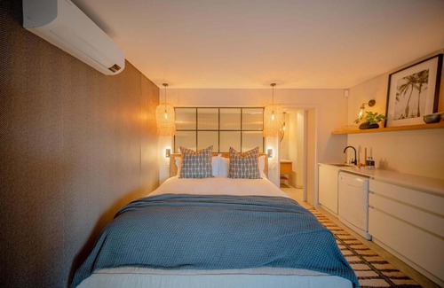 Wavecrest Villa | Raaswater Surf Villa Jeffreys Bay