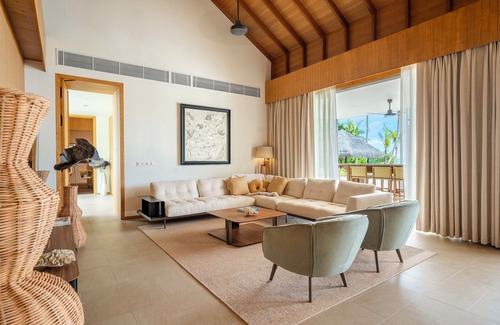 Raa Atoll Hotel | RAAYA By Atmosphere with Free Transfers