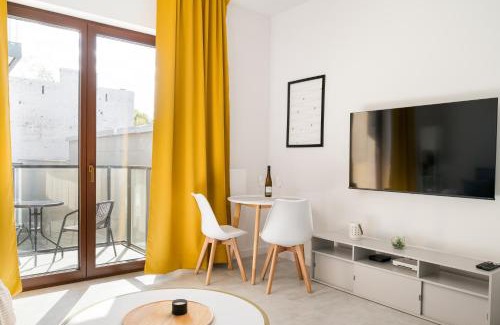 Mokotow Apartment | Racławicka 7 Deluxe Studios by BookingHost