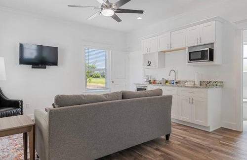 Carrabelle Villa | Racquet Retreat 1b/1b