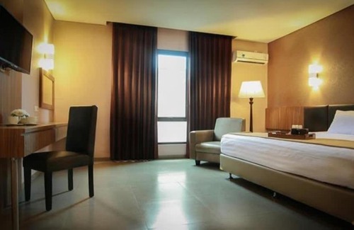 Mojokerto Hotel | Raden Wijaya Hotel & Convention
