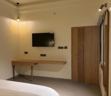 Allahabad Hotel | Radhe Krishna Residency Nearest Triveni Sangam